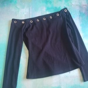 Black off the shoulder with metal details SMALL